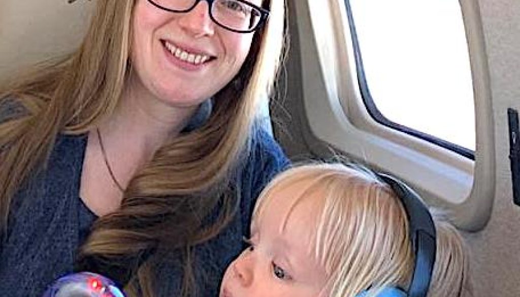 29.05.201 Benjamin im Flieger