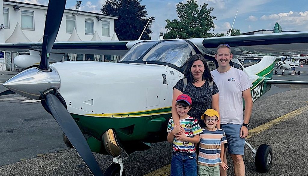 4.8.22 Rückflug Erik Rostock Pilot Vetter