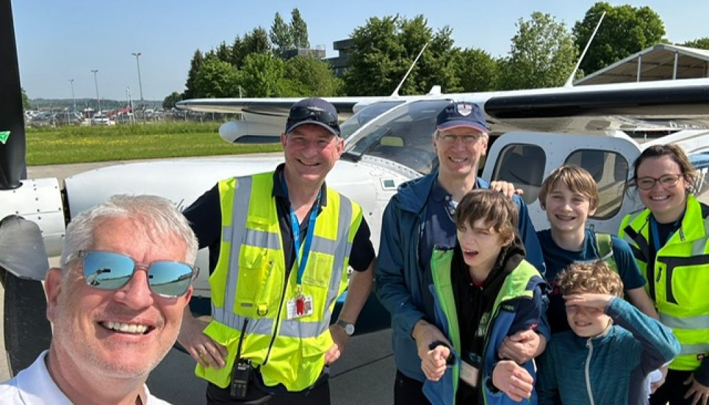 27.05.2023 Janne mit Familie Pilot Georg Kraus